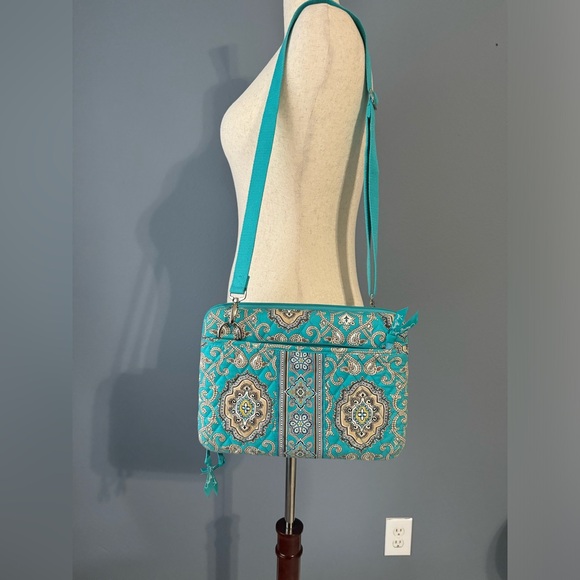 VERA BRADLEY Mini Laptop Case - Picture 6 of 11